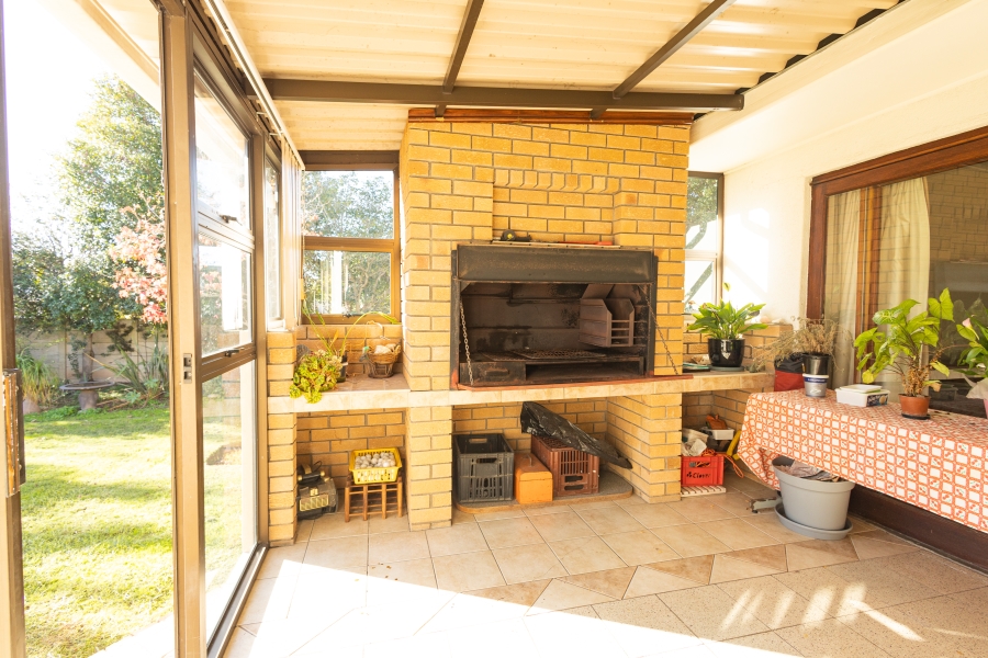 3 Bedroom Property for Sale in Amanda Glen Western Cape